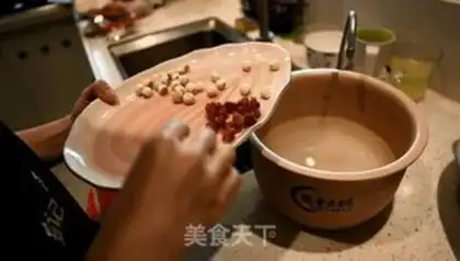 Make Lotus congee step 1