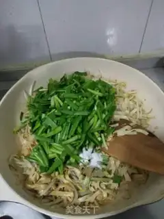 Make The green bean sprouts step 9