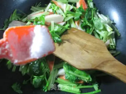 Make Crab sticks, celery step 3