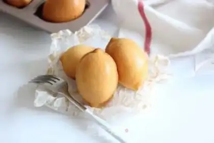 Make Honey lemon cake step 13