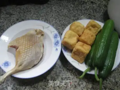 Make ♪ Little cucumber fried tofu duck leg ♪ step 0