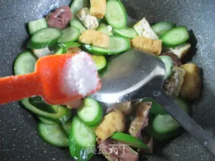 Make ♪ Little cucumber fried tofu duck leg ♪ step 9