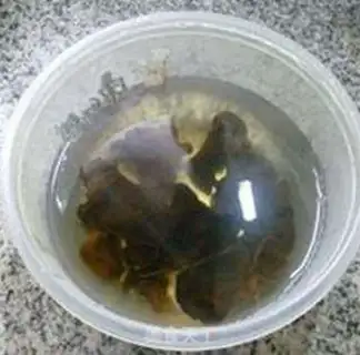 Make Black-mud-ear-cracked rib step 2
