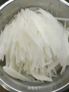 Make Piggy radish step 1