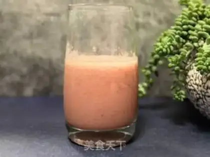 Make Strawberry banana juice step 5