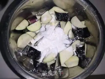 Make Dry bean petal eggplant step 1