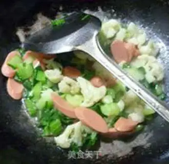 Make Beef sausages and cuisine step 11