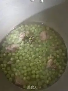 Make Steakbone snow bean soup step 2