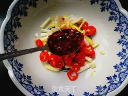 Make Spicy noodles step 4