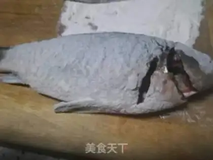 Make Home-cooked fish step 1