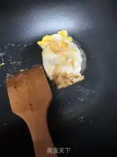 Make Big cabbage egg sandwich step 1