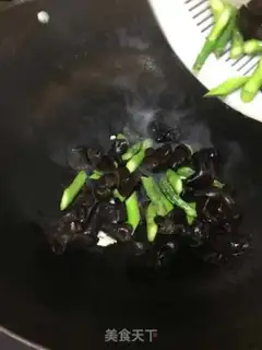 Make Fresh lilies for wood step 5