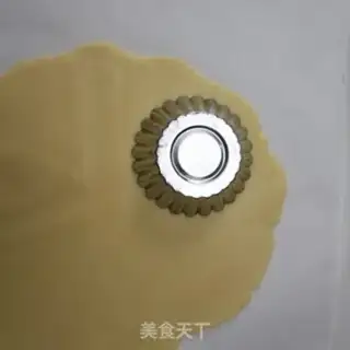 Make Milky nut tower step 4