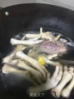Make The gel chicken claw step 2