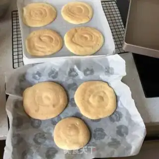Make Korean strawberry cake step 8