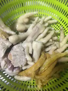 Make The gel chicken claw step 6