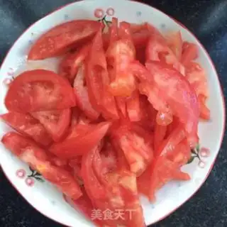 Make Potato pepper fried eggs step 1