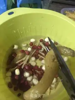 Make The gel chicken claw step 8