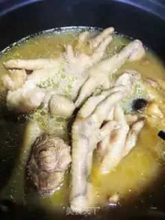 Make The gel chicken claw step 13