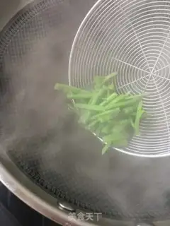 Make Celery with soybeans step 3