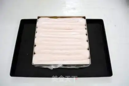Make Nine flower mousse cakes step 5