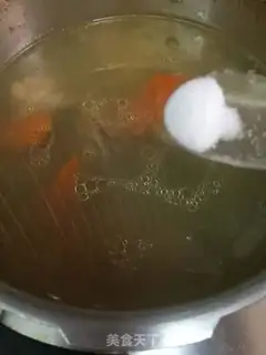 Make Gargan carrot bone soup step 6