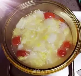Make Clear the soup and lamb step 0