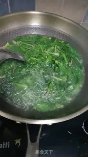 Make Spicy spinach step 3