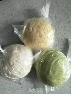 Make Spinach chicken chest dumplings step 5