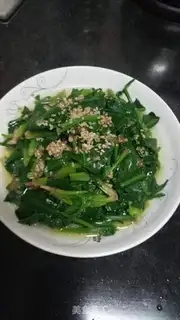 Make Spicy spinach step 7