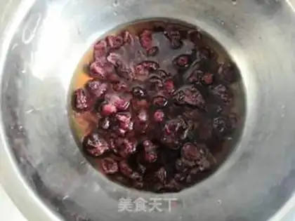 Make Cranberry cream scone step 1