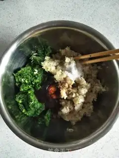 Make Spinach chicken chest dumplings step 8