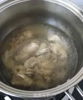 Make Pelican omelet soup step 2