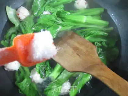 Make Shrimp-flavored cabbage step 6
