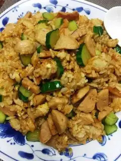 Make Meatball fried rice step 11