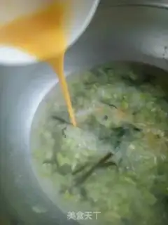 Make Pumpkin with eggs soup step 8
