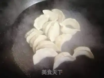 Make Pork dumplings step 21