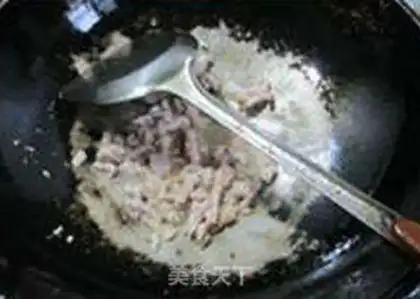 Make The spinal sauce in the snow step 6