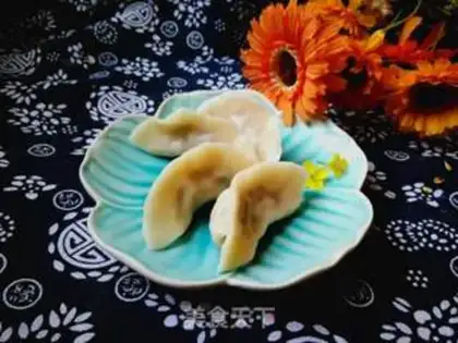 Make Pork dumplings step 23