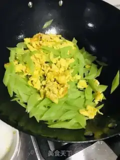 Make Scrambled eggs step 7