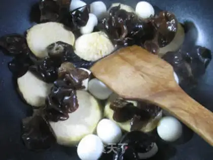Make Black-mucked quail egg tortoise chicken step 3