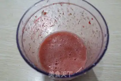 Make Strawberry pudding step 1