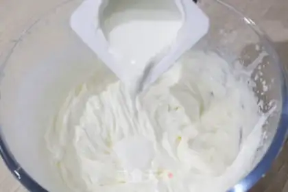Make Strawberry pudding step 4