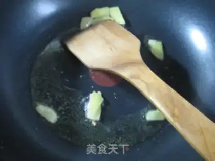 Make Old tofu burns rubber fish step 2