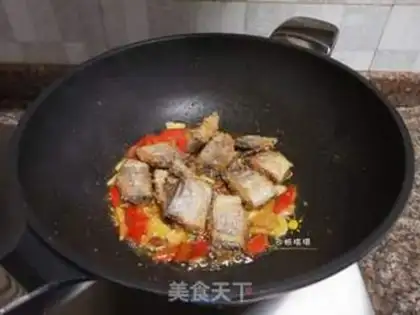 Make Sour spicy spicy fish step 8