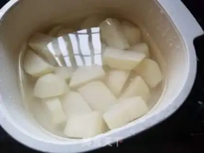 Make Potato fried chicken legs step 2