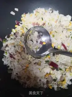 Make Onion egg fried rice step 2