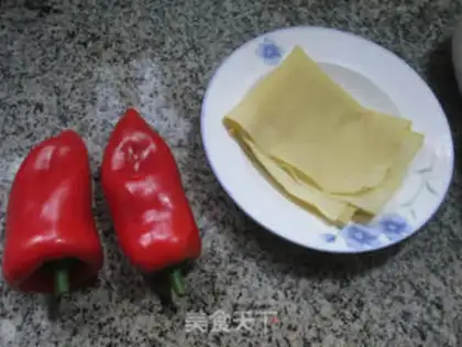 Make Thousands of red peppers step 0