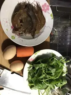 Make Shrimp noodles step 0