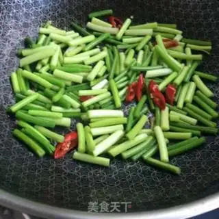 Make Garlic willows step 5